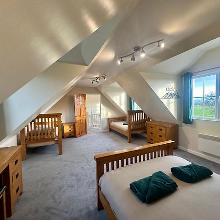 The Cow Shed Apartman Narberth Kültér fotó